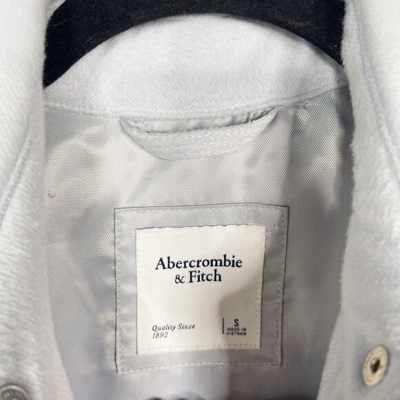 Abercrombie and Fitch Womens Small S Light Blue Gray Cozy Shacket Snap Button - Picture 9 of 10